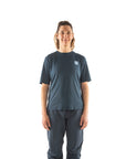 Camiseta Roam para mujer
