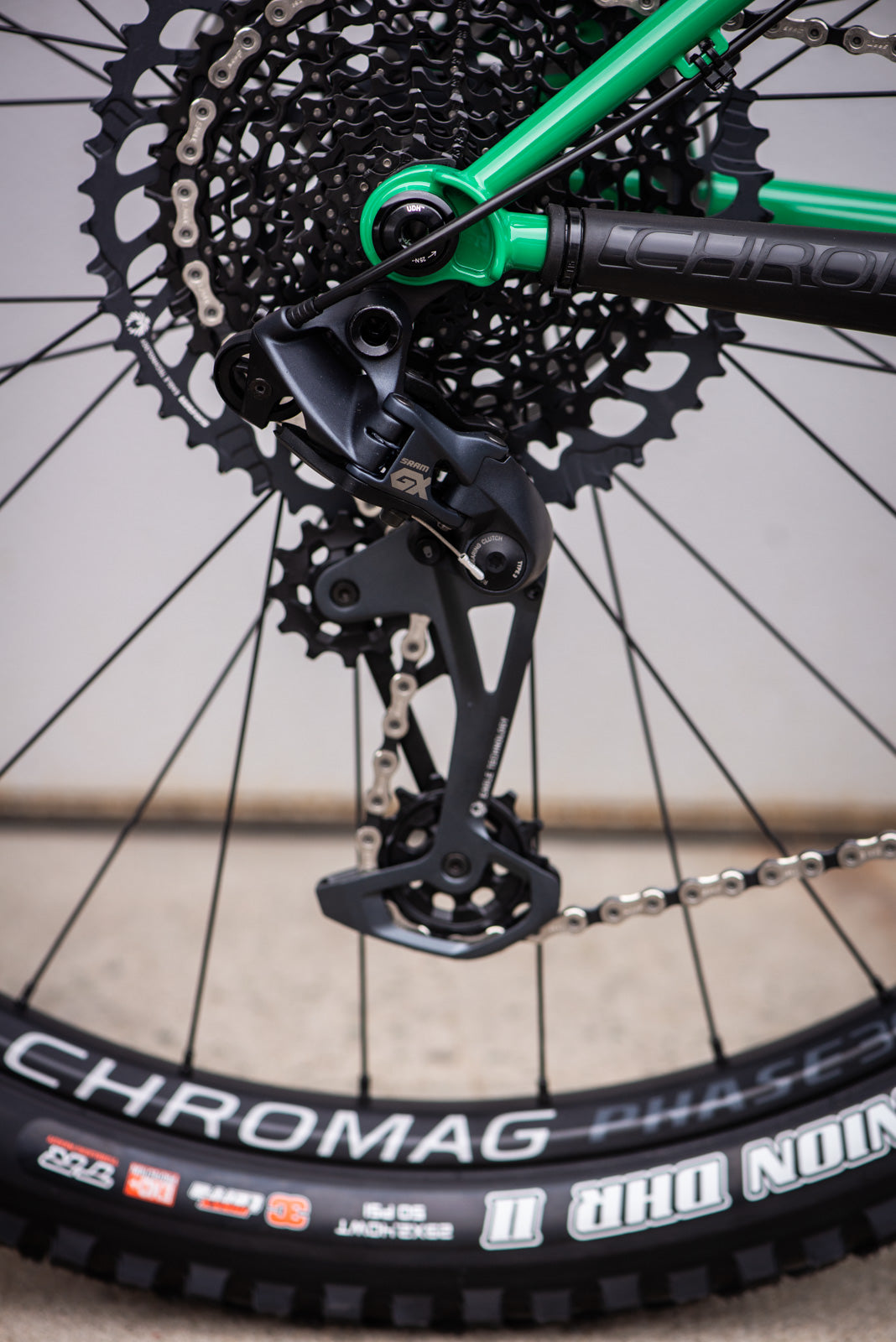 Primer Traffic Green